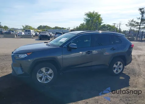 2021 Toyota Rav4 Xle from USA, damaged, VIN 2T3W1RFV0MC166181